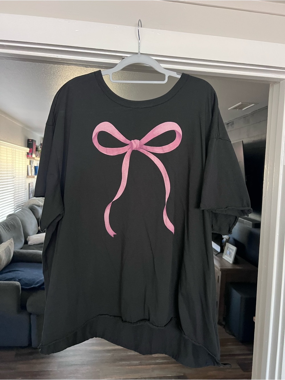 Torrid Black Short Sleeve Graphic Tee Size 3